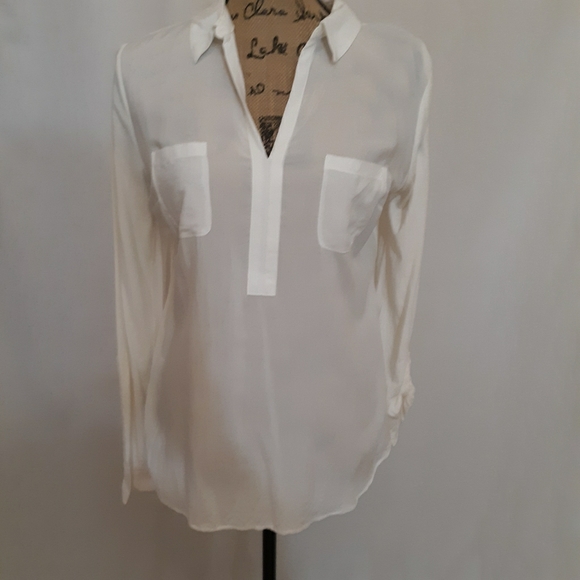 LOFT Tops - LOFT off white tunic/popover.  Medium.